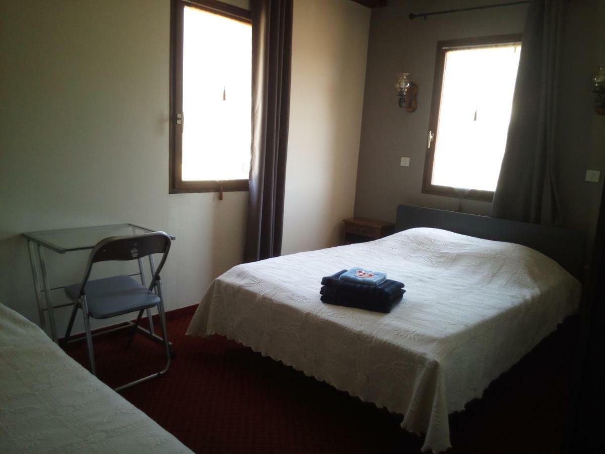 Mas Du Colombier Bed and Breakfast Saint-André-les-Alpes Εξωτερικό φωτογραφία