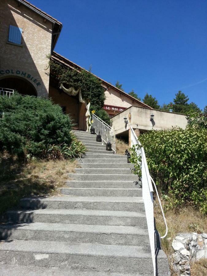 Mas Du Colombier Bed and Breakfast Saint-André-les-Alpes Εξωτερικό φωτογραφία